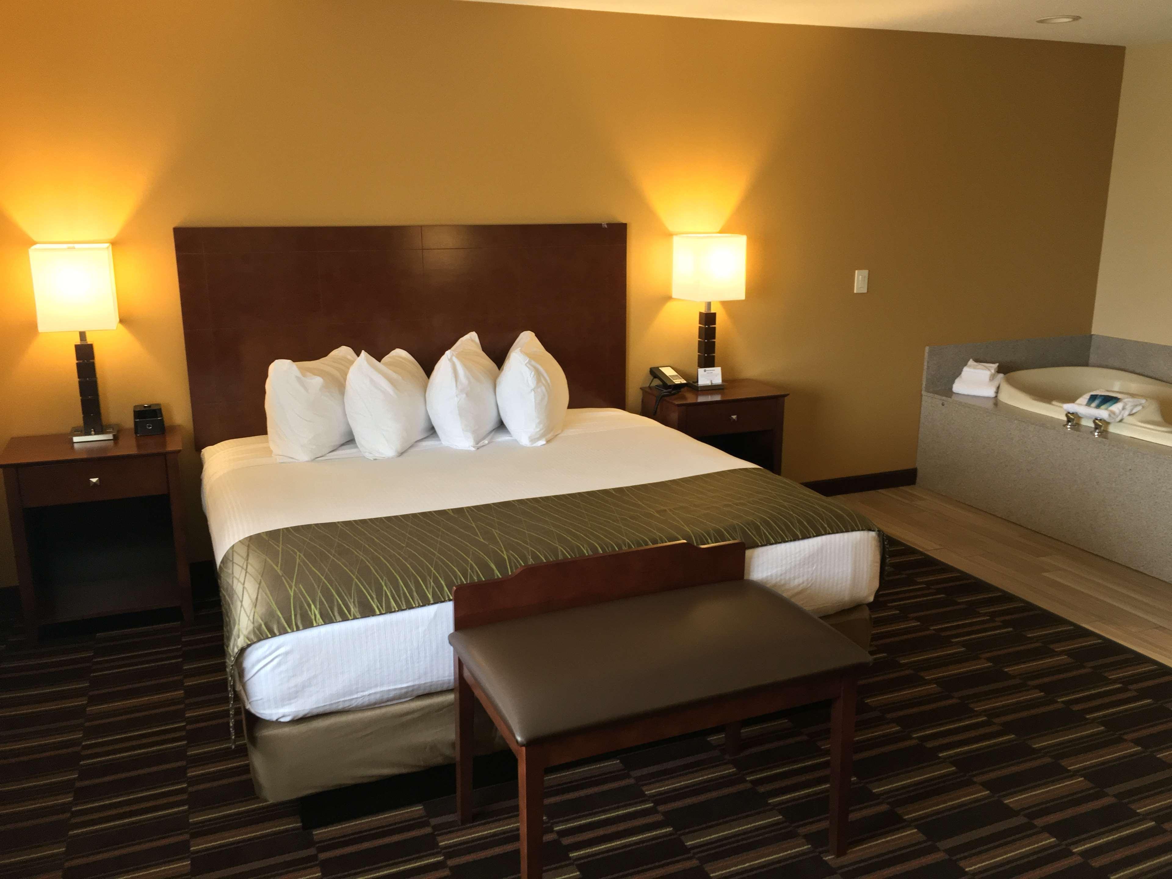 Best Western Falcon Plaza Bowling Green Exterior foto